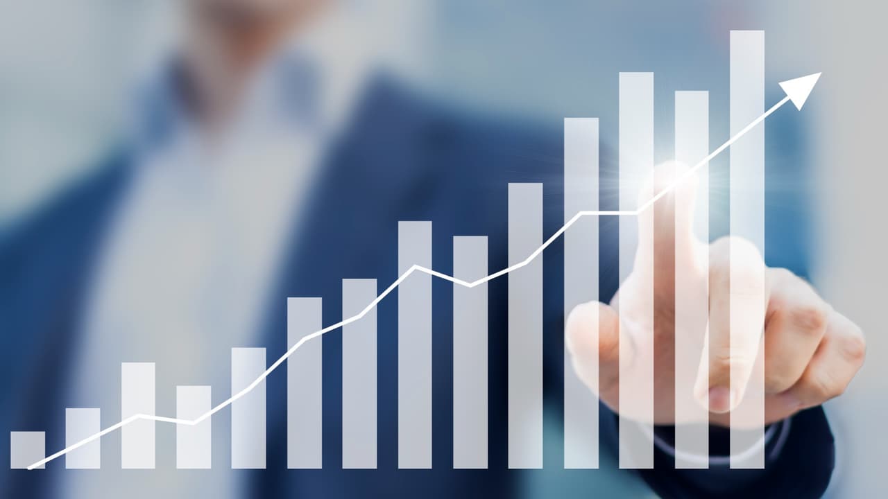 Sales Acceleration: How to Improve Efficiency of Your Sales Process