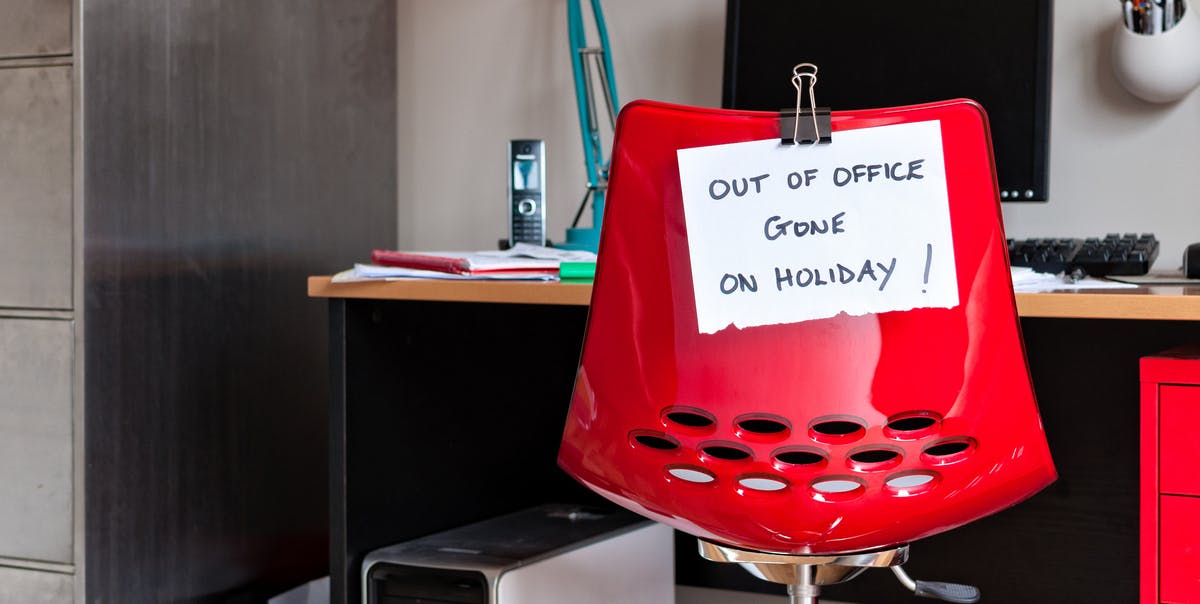 16 Out-of-Office Message Examples [+ Templates]